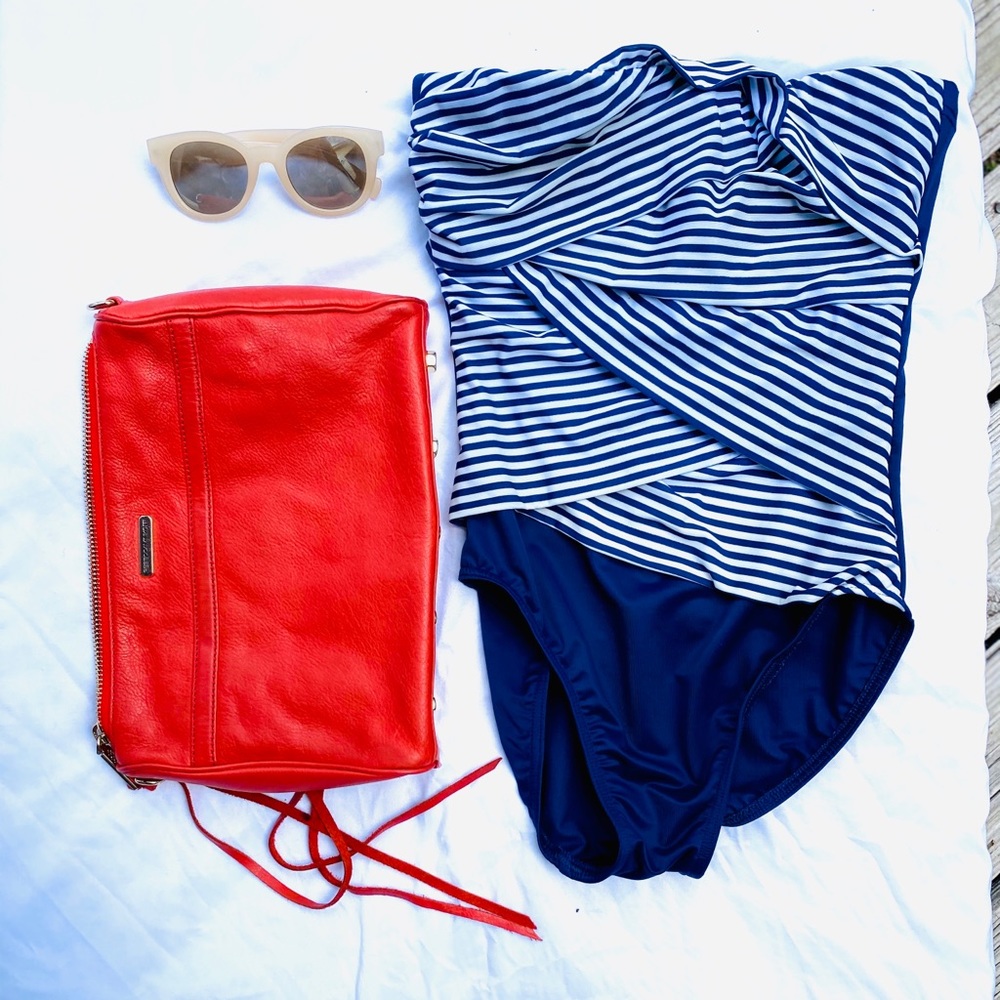 Miraclesuit Muse 8 Navy White swimsuit bandeau